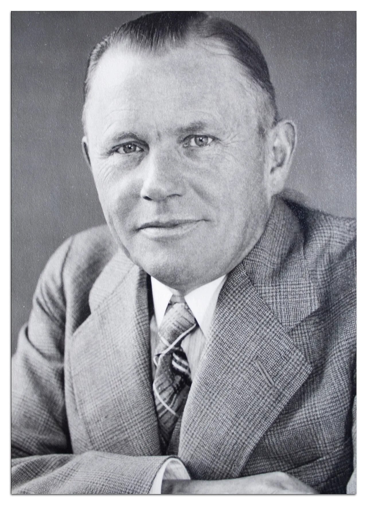 Portrait of Albert Hesse (1876–1965) – memorial page