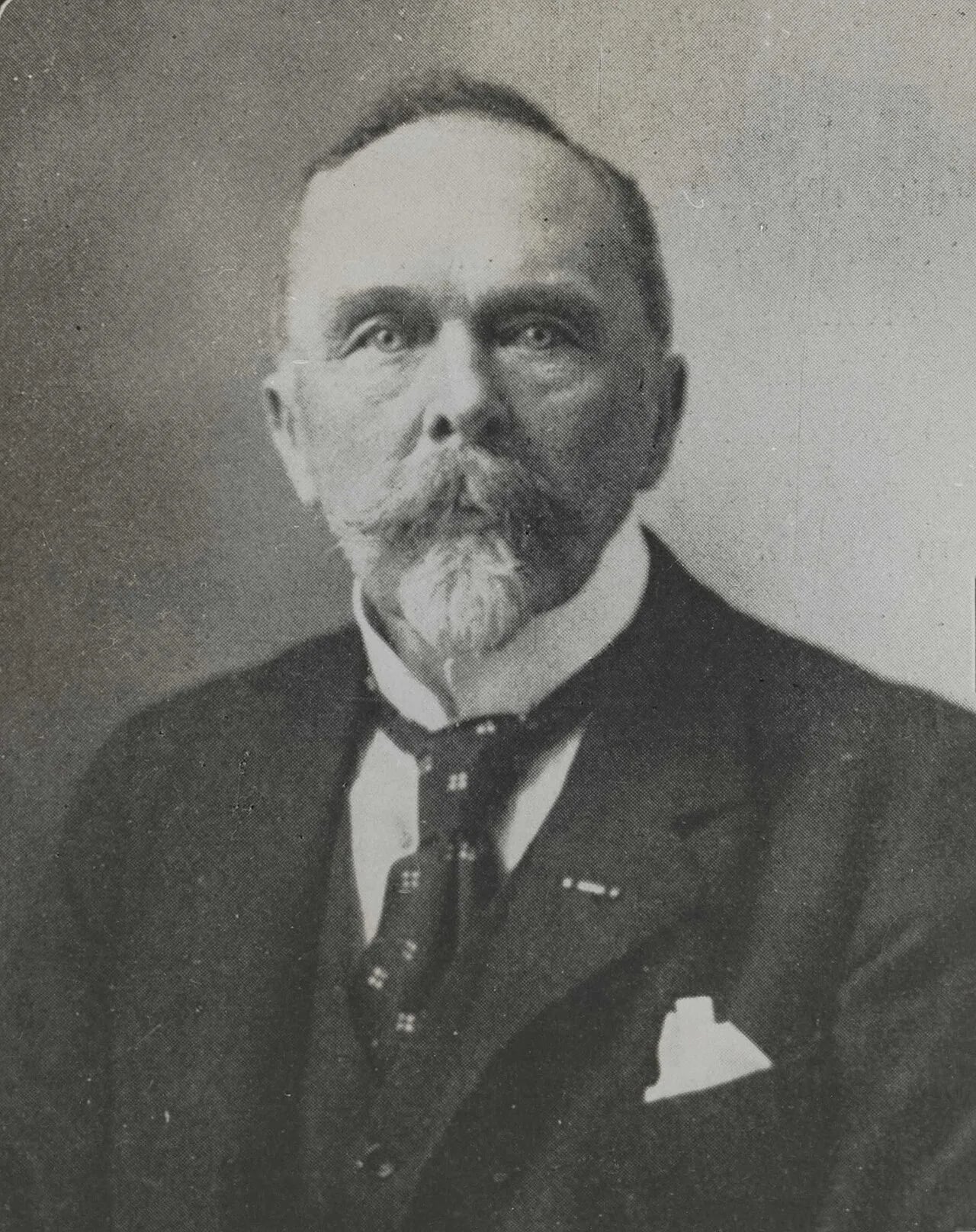Porträt von Alphonse Hilaire Joseph Hubert Michiels van Kessenich (1843–1922) – Gedenkseite
