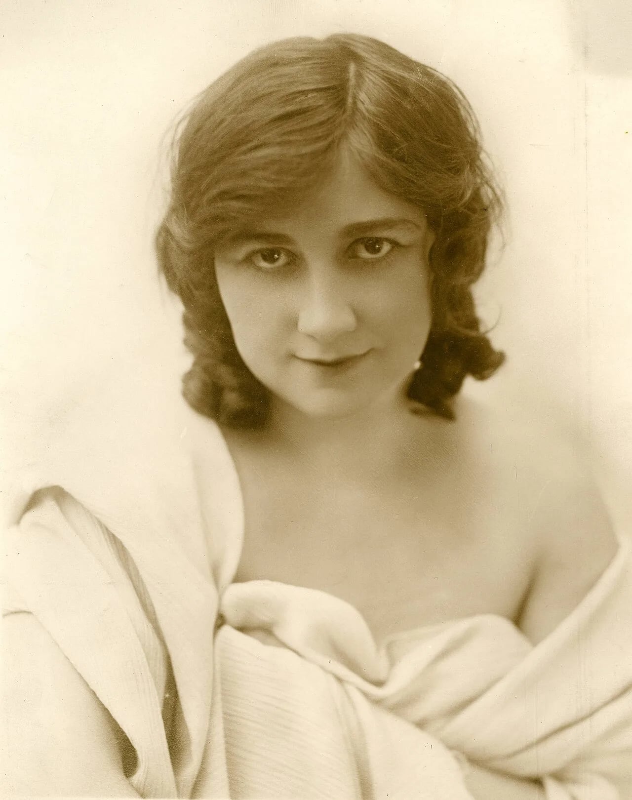 Porträt von Mary Fuller (1888–1973) – Gedenkseite