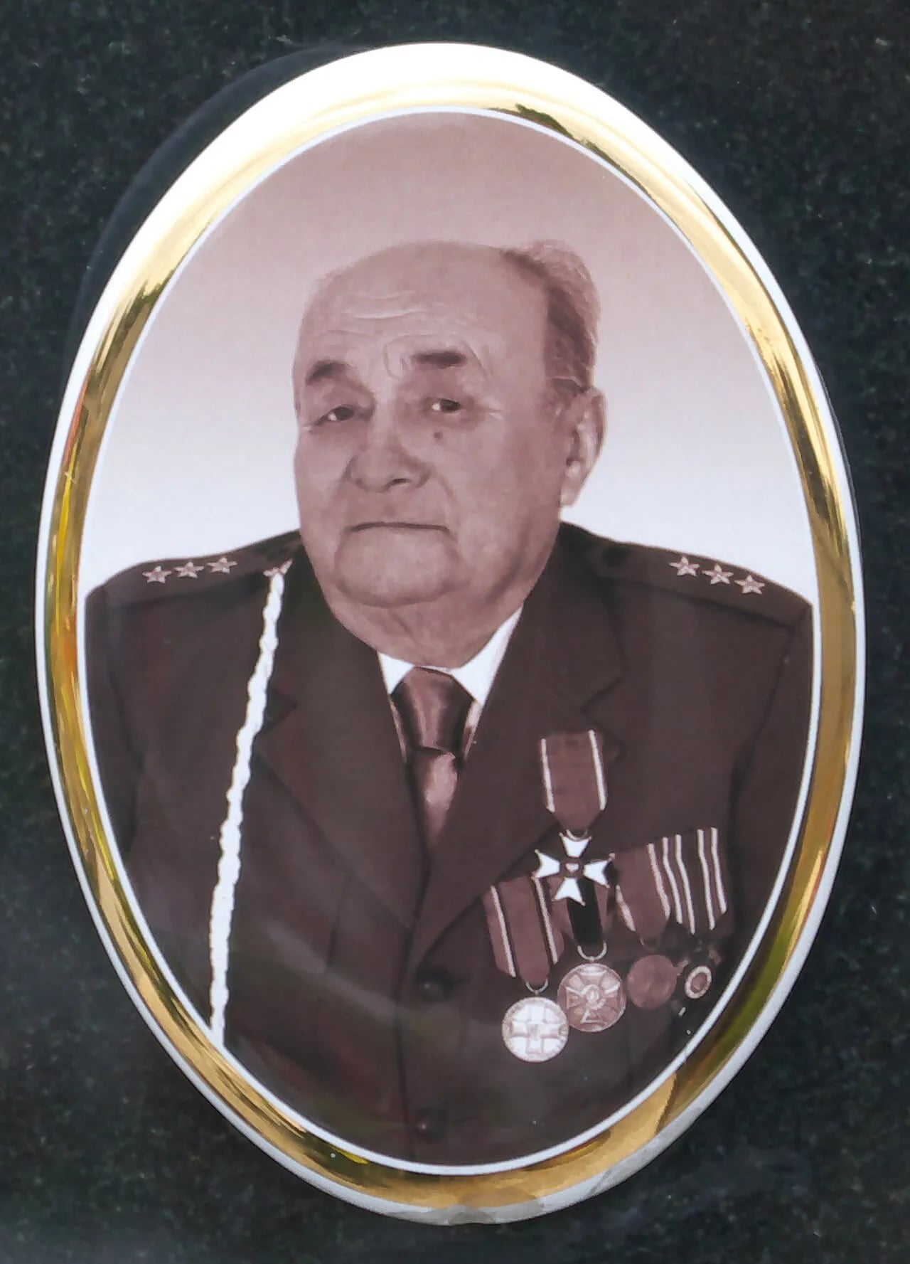 Porträt von Emil Buras (1924–2013) – Gedenkseite