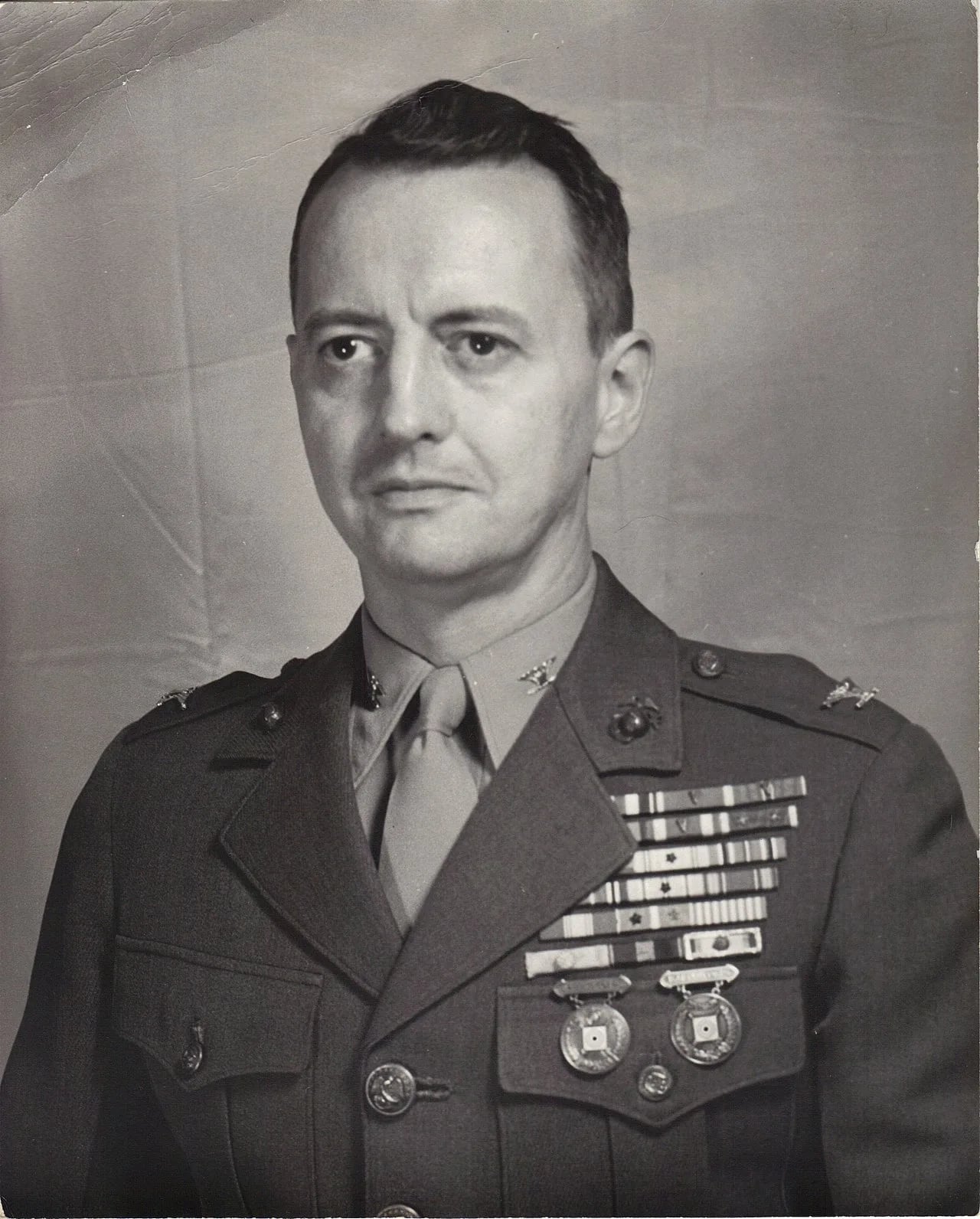 Portrait of Thomas L. Ridge (1915–1999) – memorial page