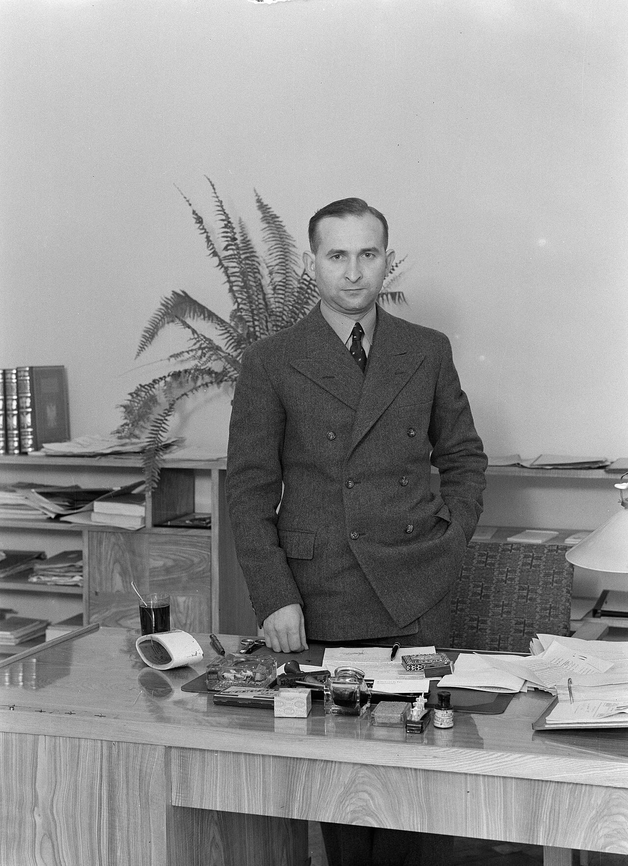 Portrait of Mieczysław Obarski (1899–1963) – memorial page
