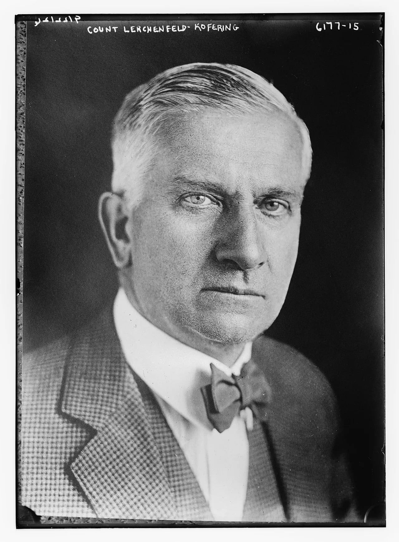Porträt von Hugo Graf von und zu Lerchenfeld auf Köfering und Schönberg (1871–1944) – Gedenkseite