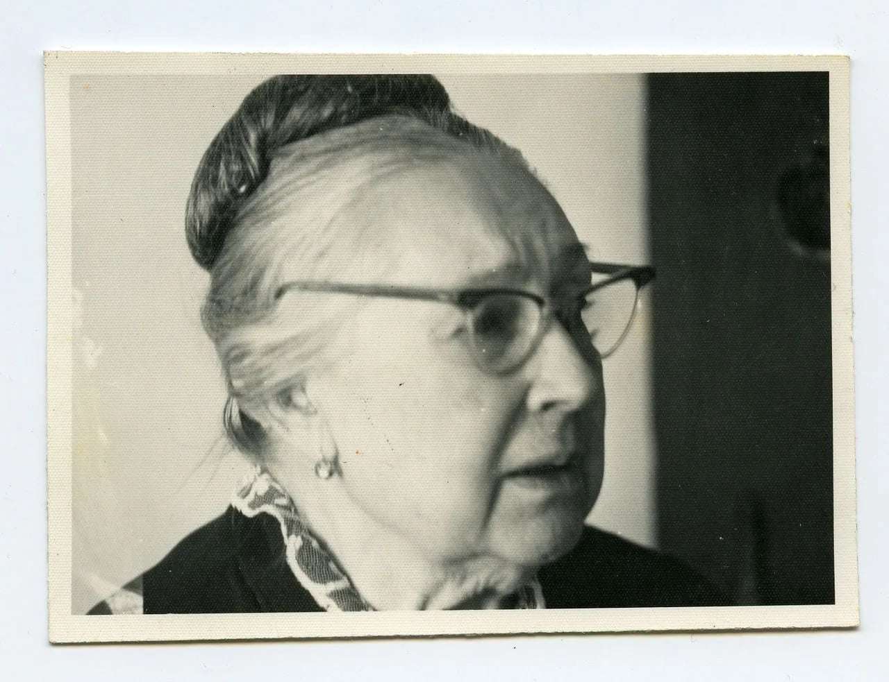 Portrait of Gloria Giner de los Ríos García (1885–1970) – memorial page