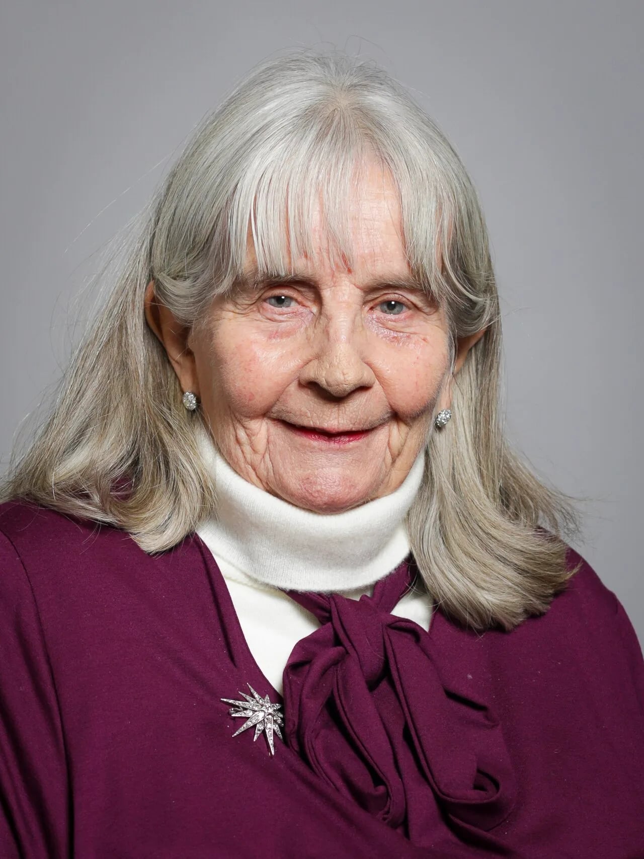Portrait of Susan Cunliffe-Lister, Countess of Swinton (1935–2023) – memorial page