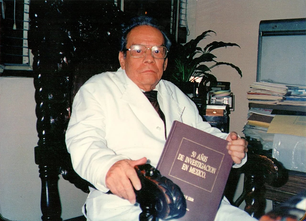 Portrait of Alberto P. León (1909–2001) – memorial page