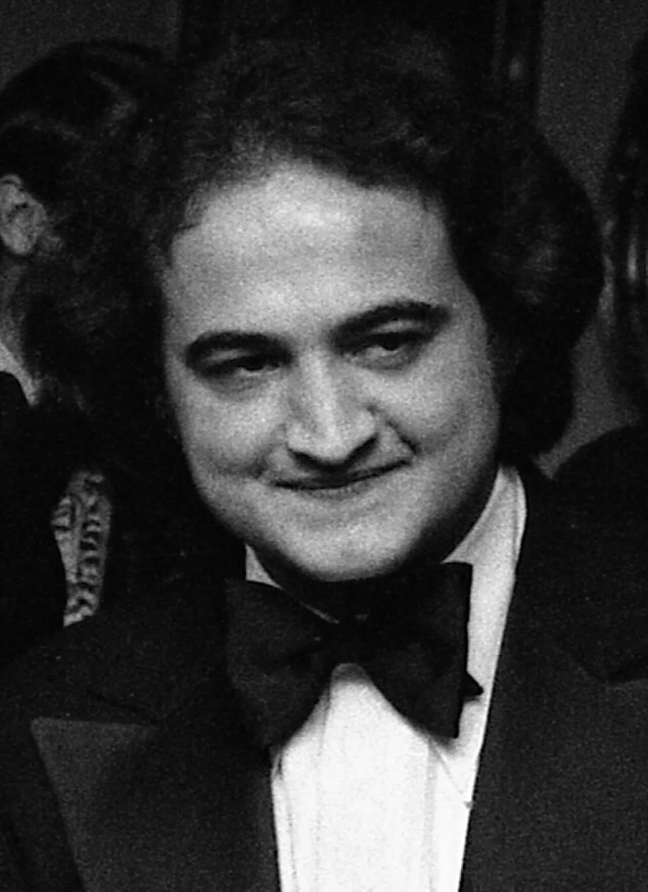 Portrait of John Belushi (1949–1982) – memorial page