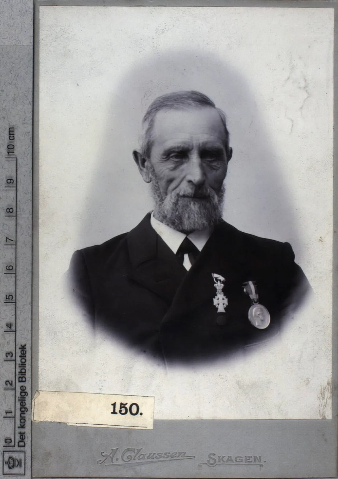 Portrait of Amalie Claussen (1859–1950) – memorial page