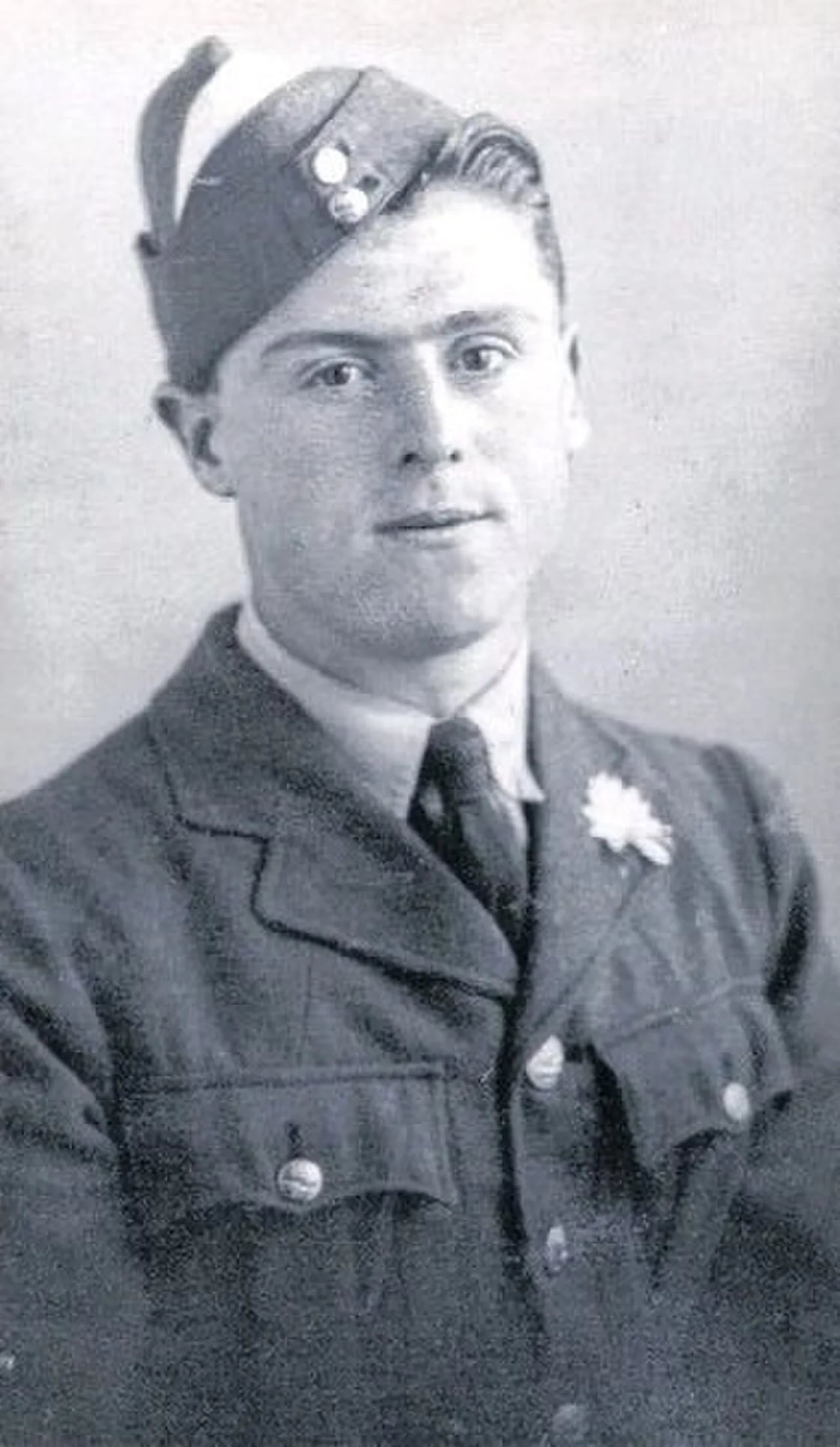 Porträt von Alec Sutherland (1922–2014) – Gedenkseite