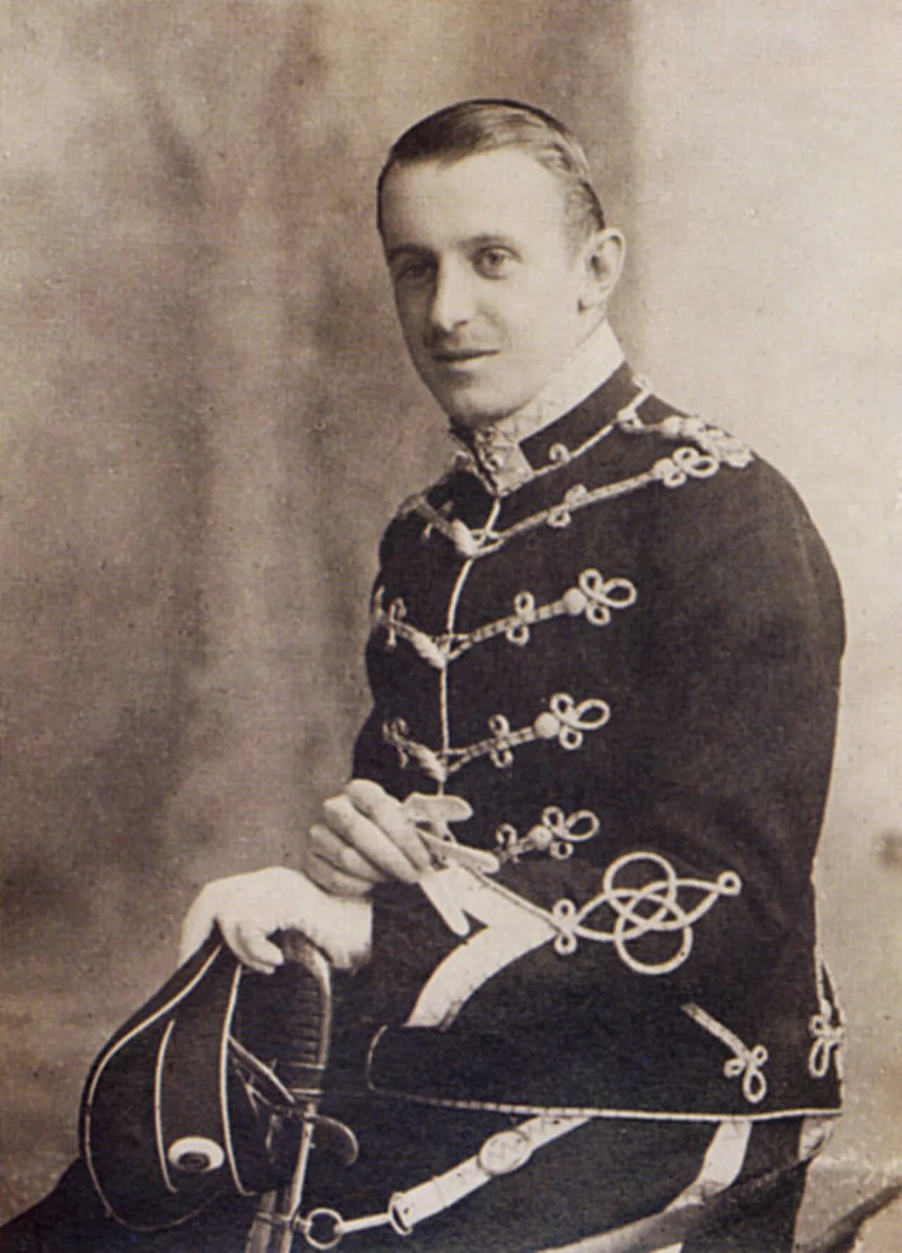 Porträt von Konstantin Nikolajewitsch Batjuschkow (1890–1915) – Gedenkseite
