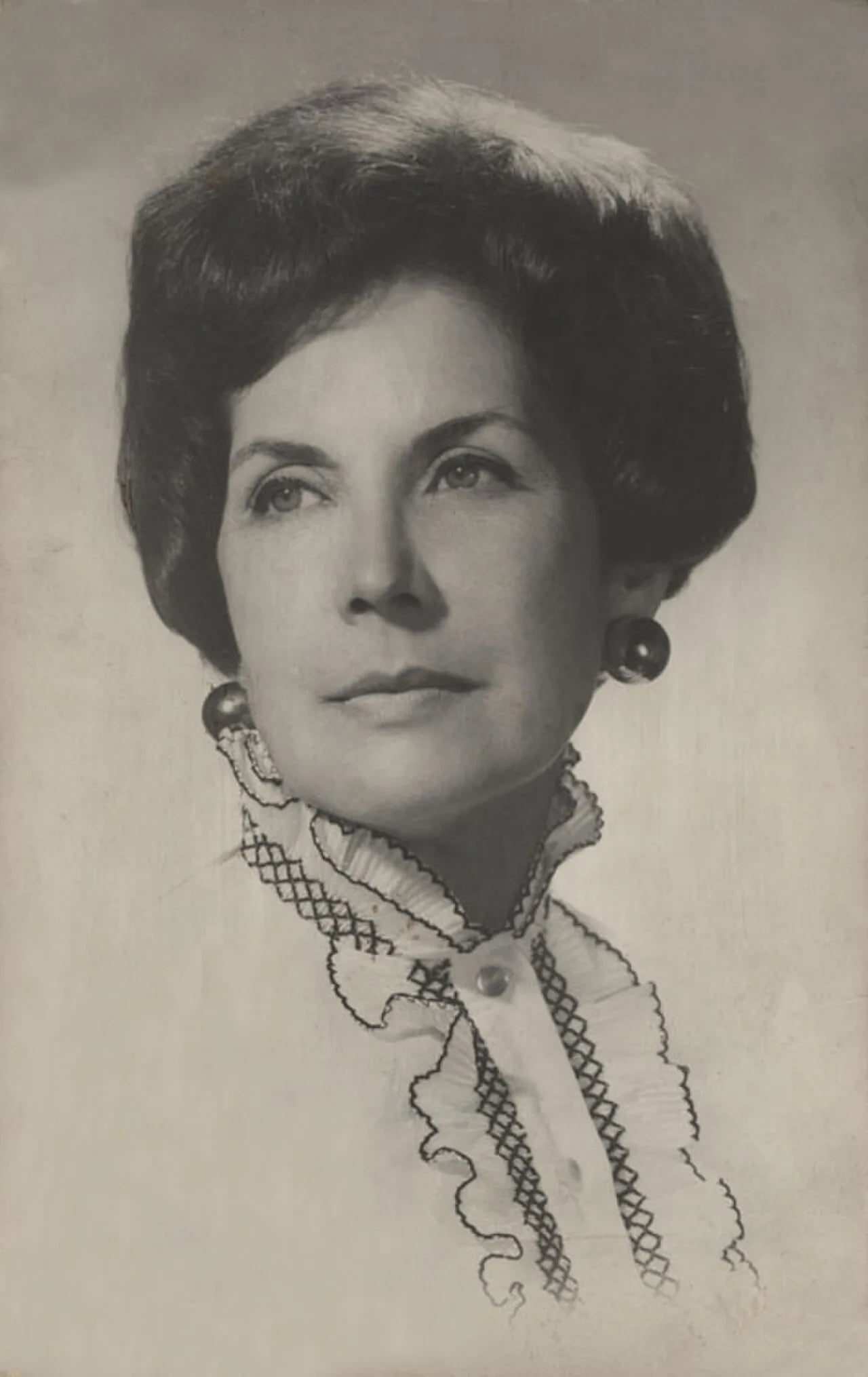 Portrait of Hortensia Bussi (1914–2009) – memorial page