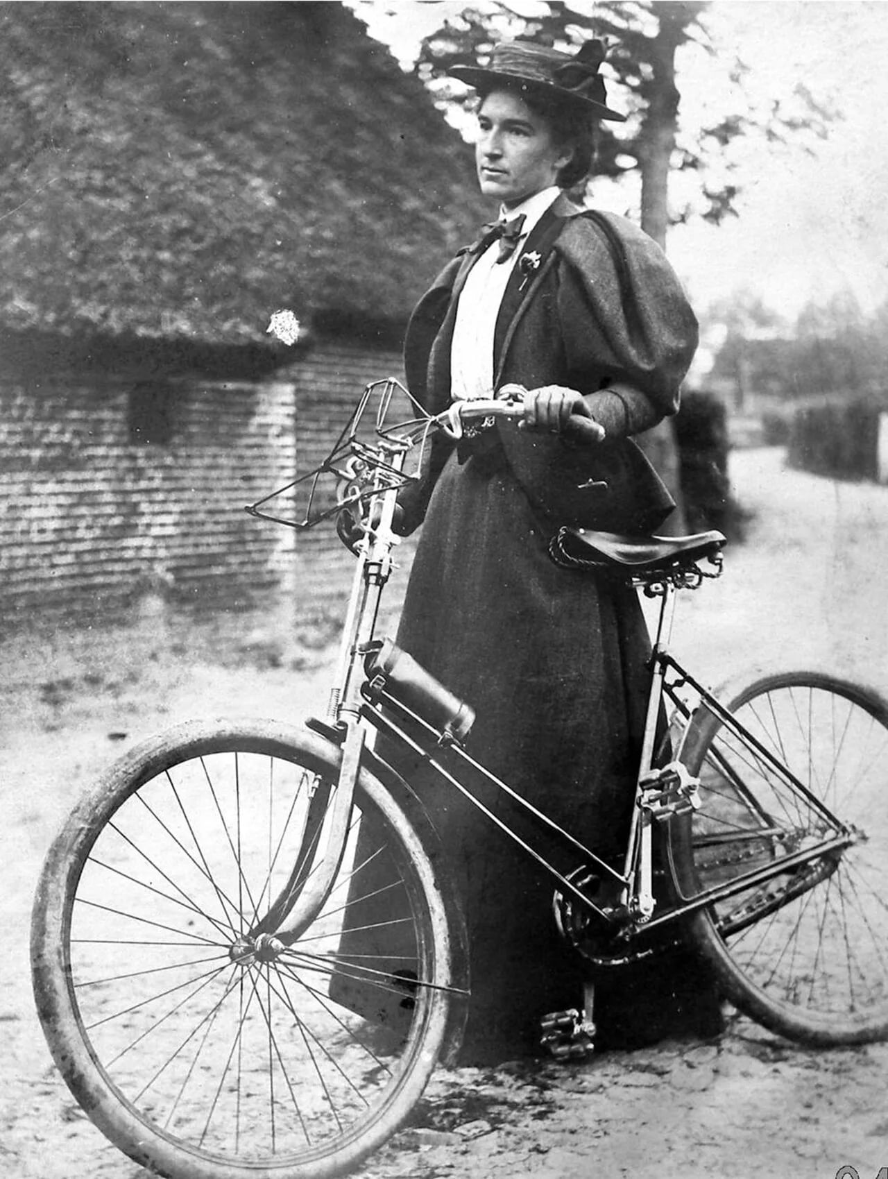 Porträt von Marcia Oakes Woodbury (1865–1913) – Gedenkseite