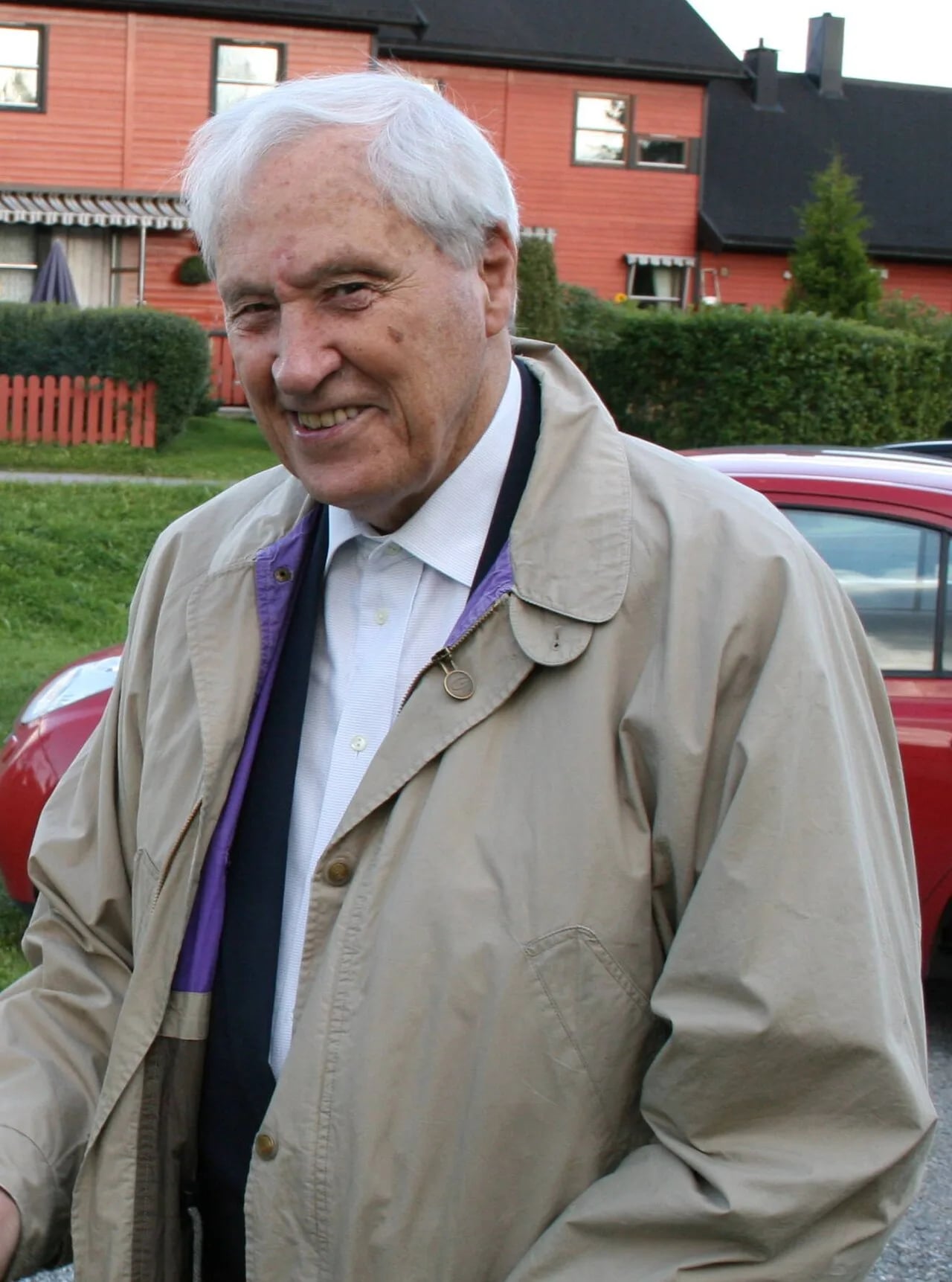 Portrait of Halfdan Hegtun (1918–2012) – memorial page