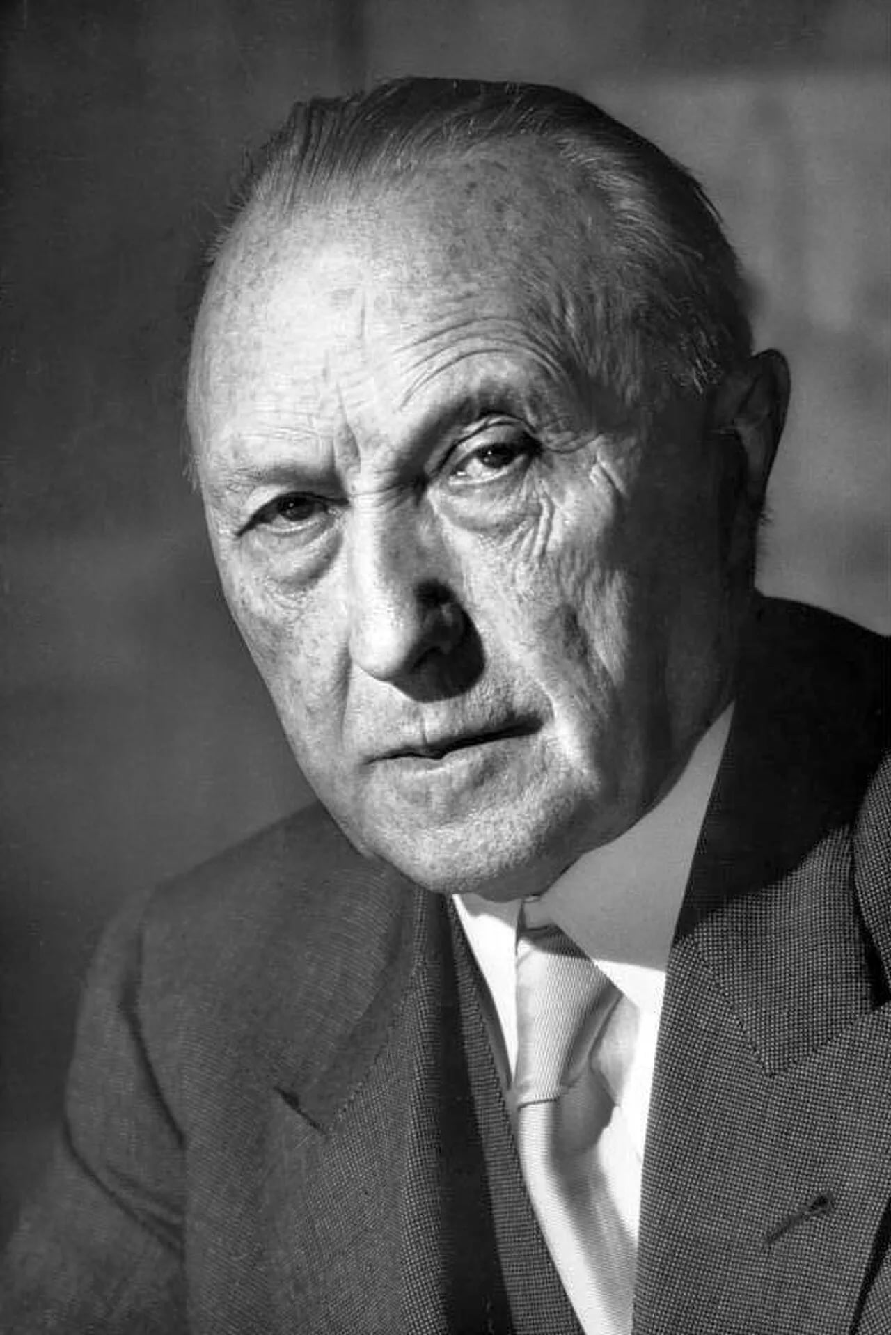 Portrait of Konrad Adenauer (1876–1967) – memorial page