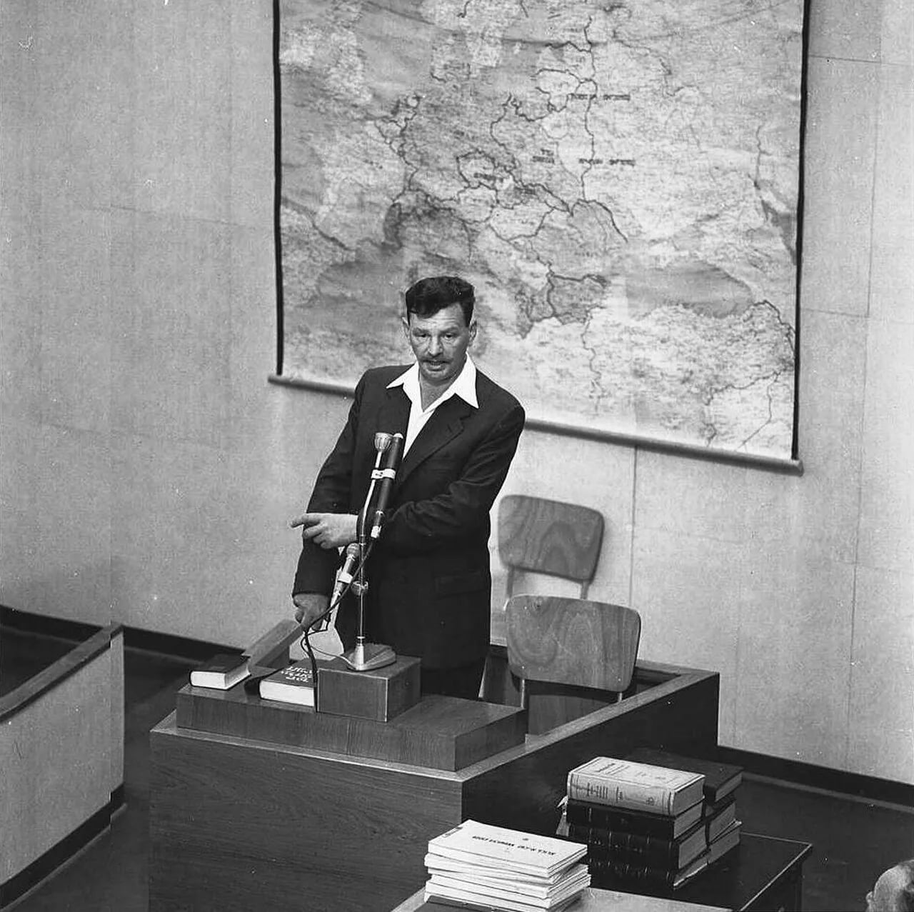 Portrait of Jitzhak Zuckerman (1915–1981) – memorial page
