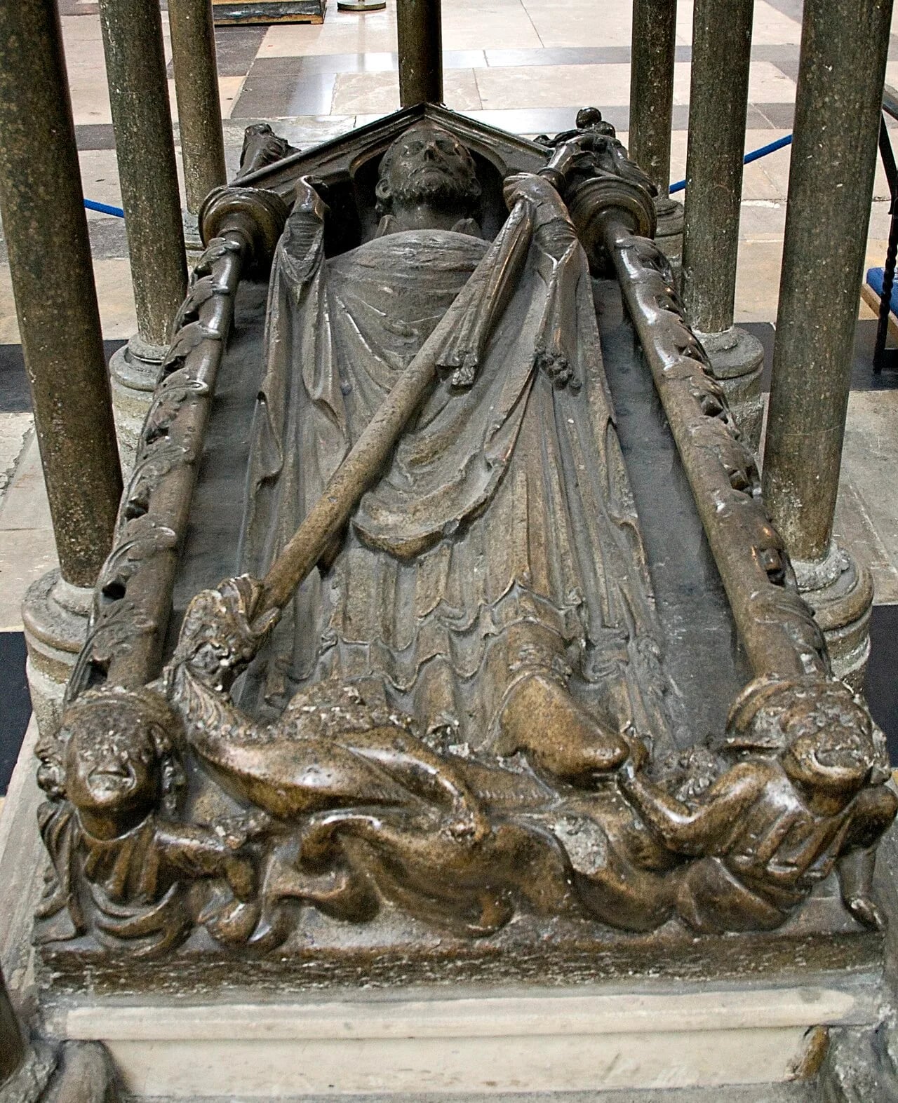 Portrait of Walter de Gray (1188–1255) – memorial page