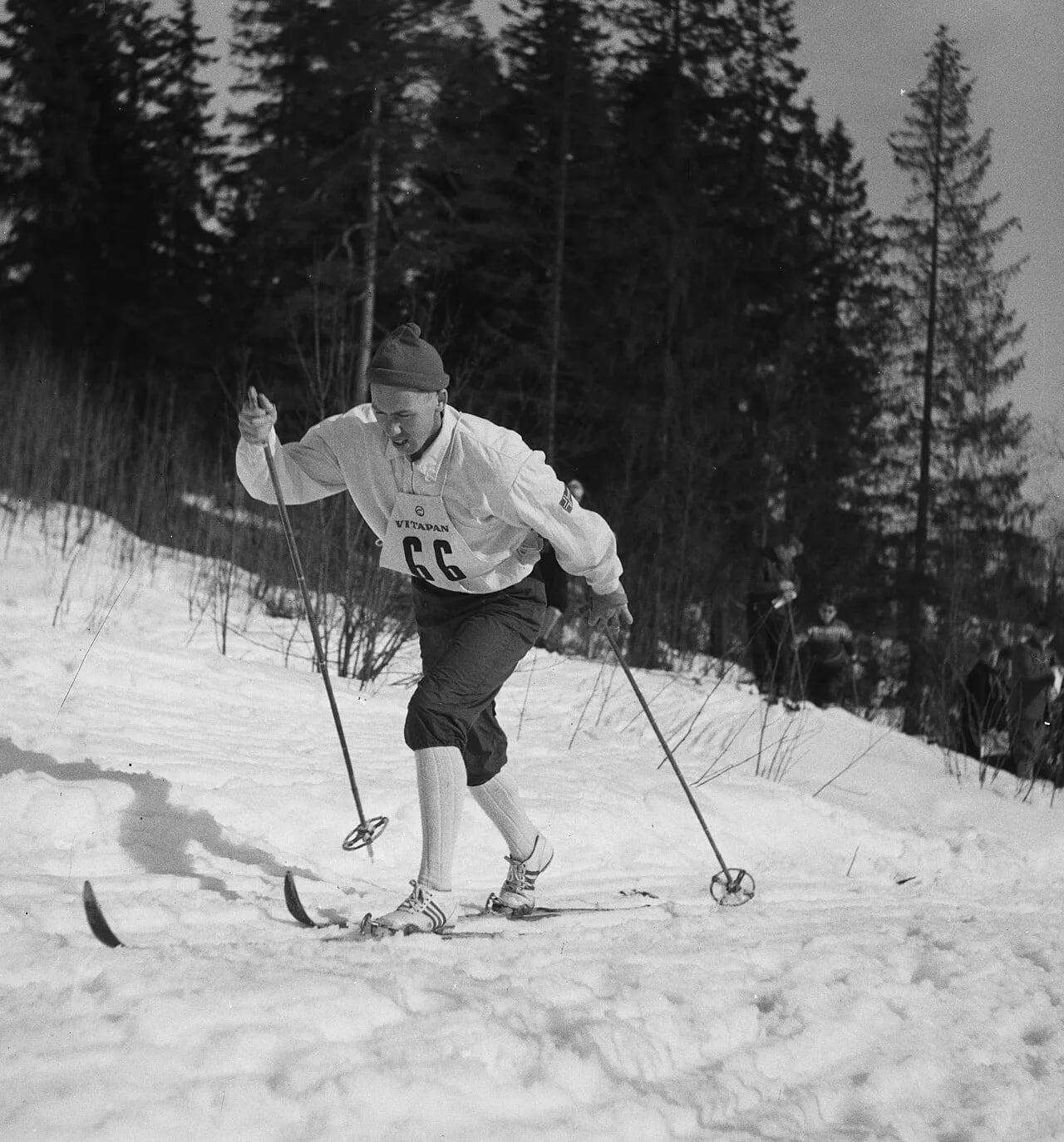 Portrait of Einar Østby (1935–2022) – memorial page