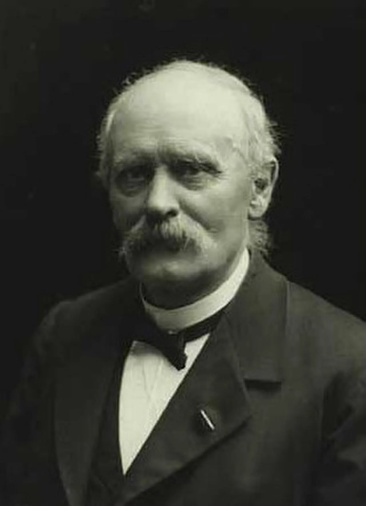 Portrait of Frederik Annius Marius Øllgaard (1832–1908) – memorial page