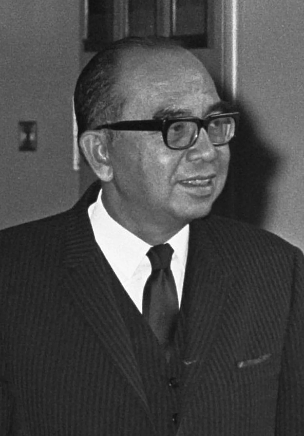 Portrait of Abdul Razak Hussein (1922–1976) – memorial page