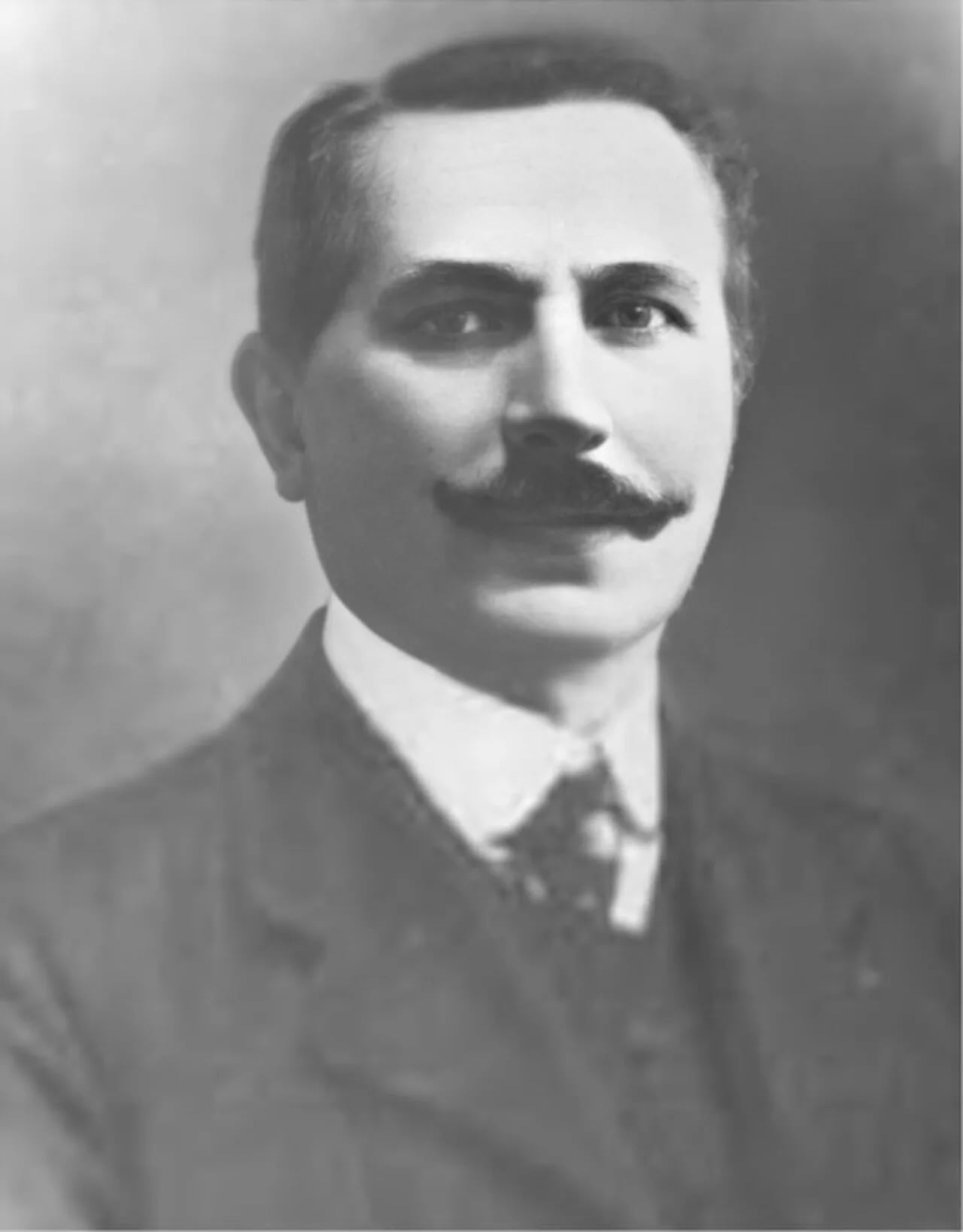 Portrait of Aurélio Magnani (1856–1921) – memorial page