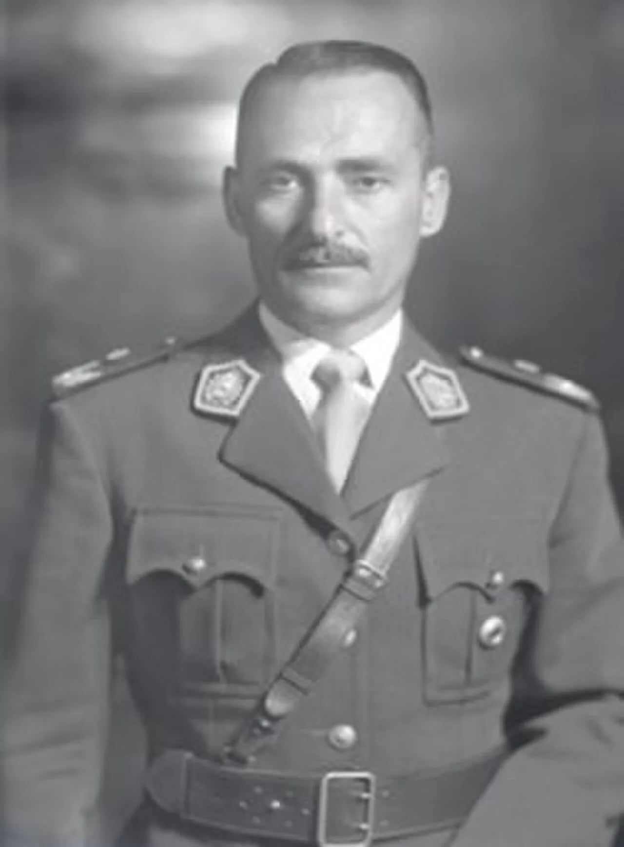 Portrait of Juan José Uranga (1907–1999) – memorial page