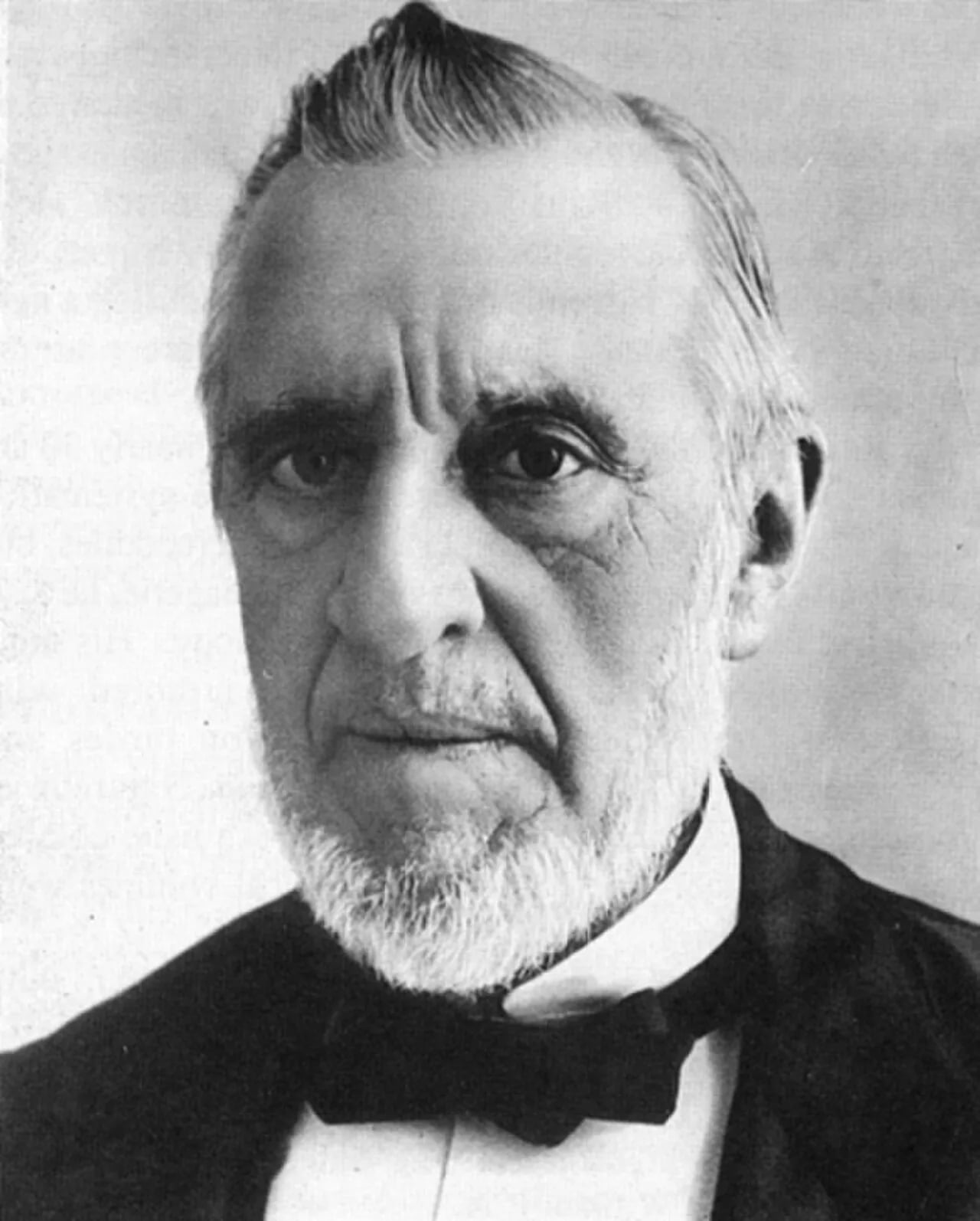 Portrait of Alfredo Dugès (1826–1910) – memorial page