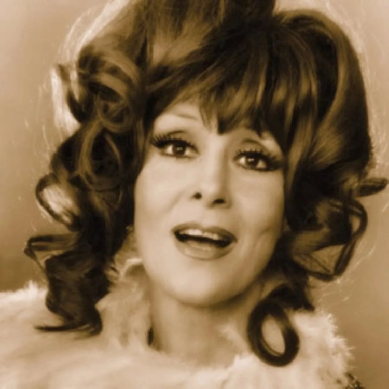 Portrait of Diana Maggi (1925–2022) – memorial page