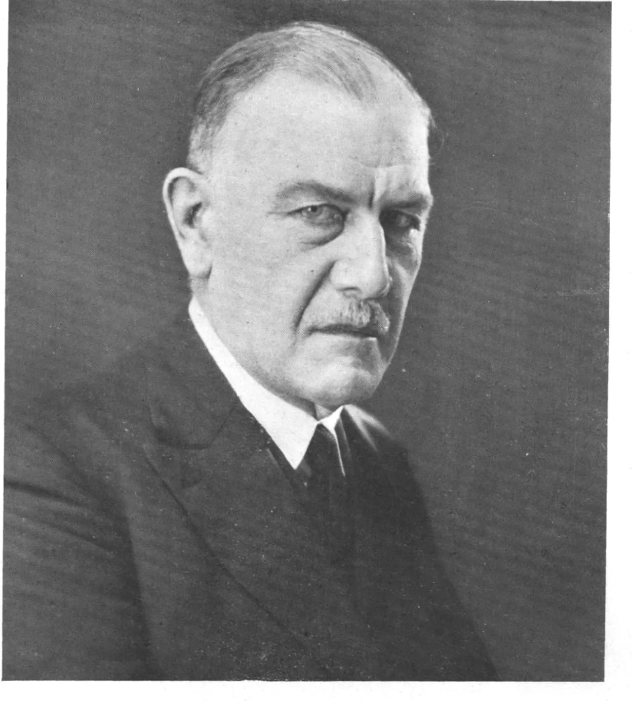 Portrait of Frédéric Roman (1871–1943) – memorial page
