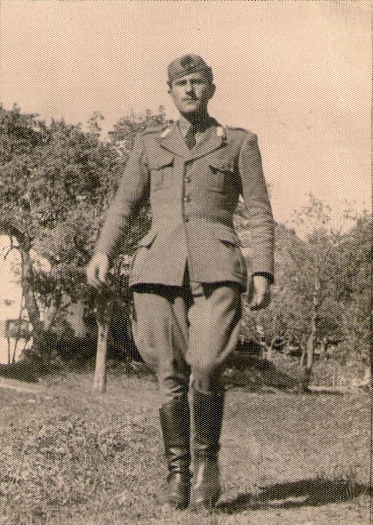 Portrait of Cesare Tassetto (1920–2016) – memorial page