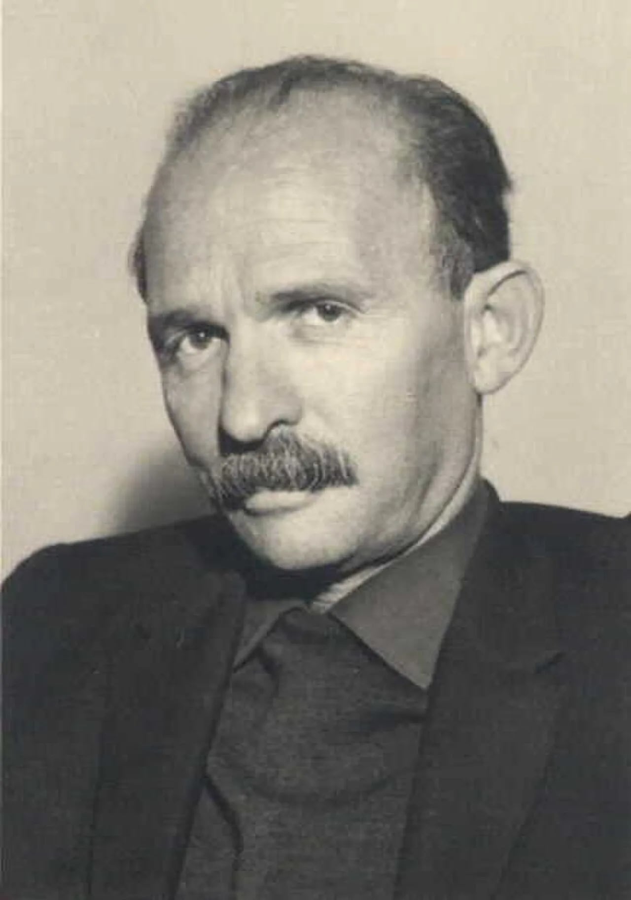Portrait of Viktor Schem-Tow (1915–2014) – memorial page