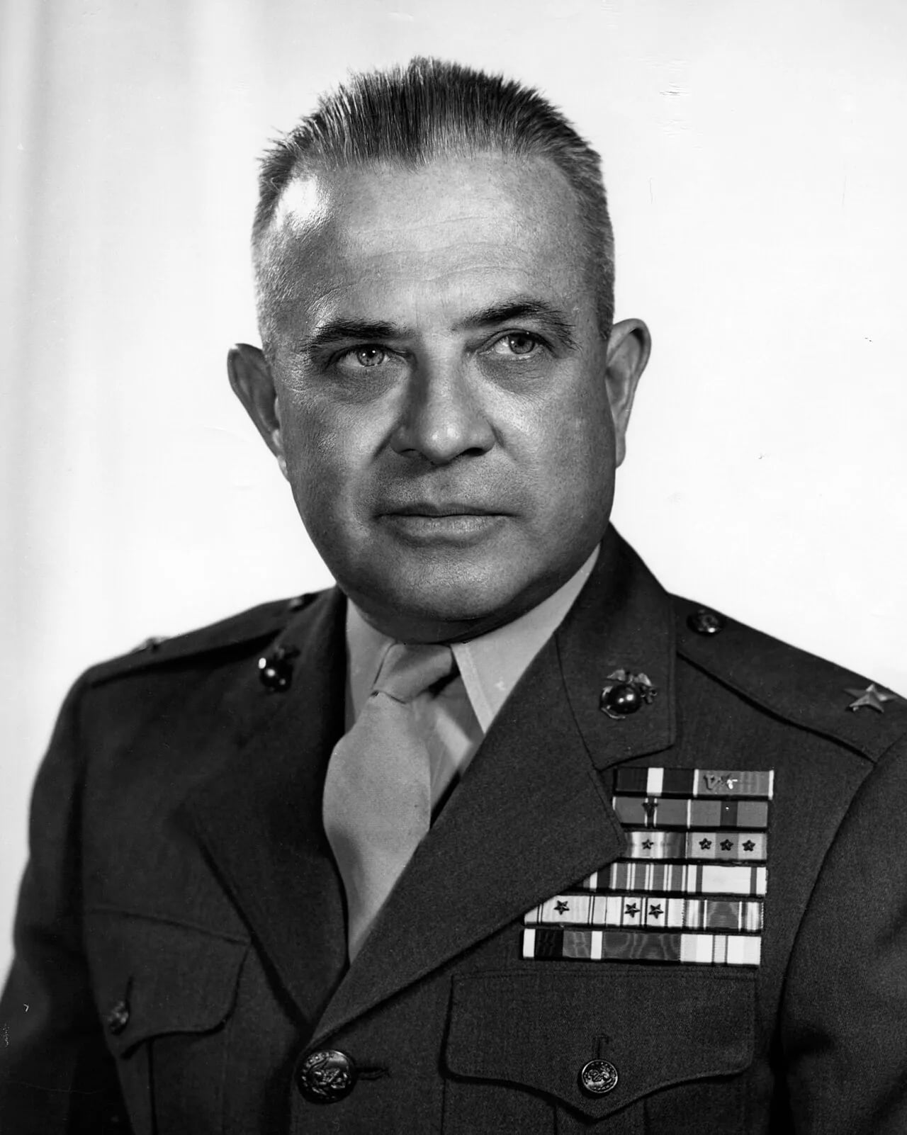 Porträt von Gregon A. Williams (1896–1968) – Gedenkseite