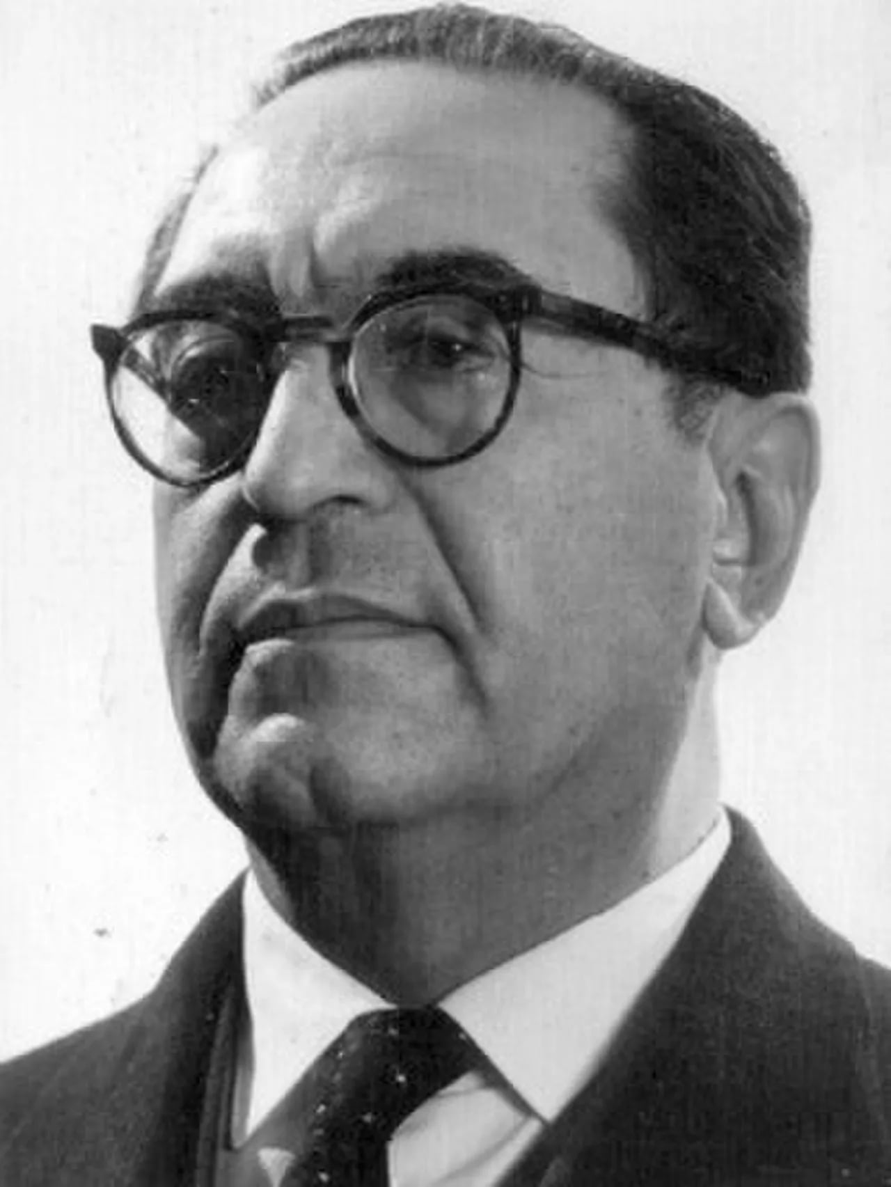 Portrait of Carlos Contreras Labarca (1899–1982) – memorial page