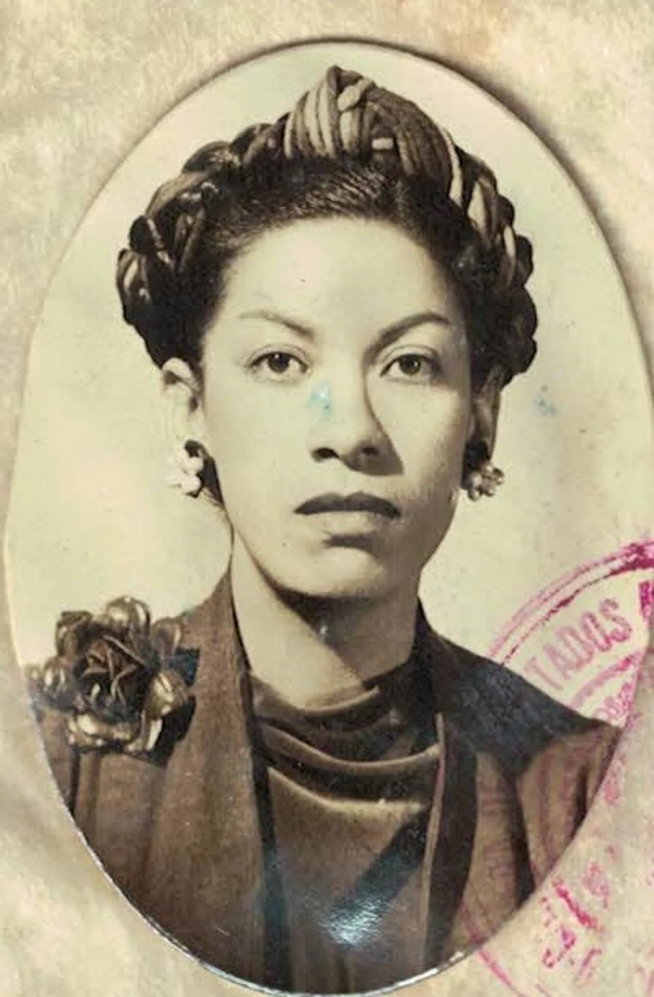 Portrait of Rebeca Uribe (1912–1949) – memorial page