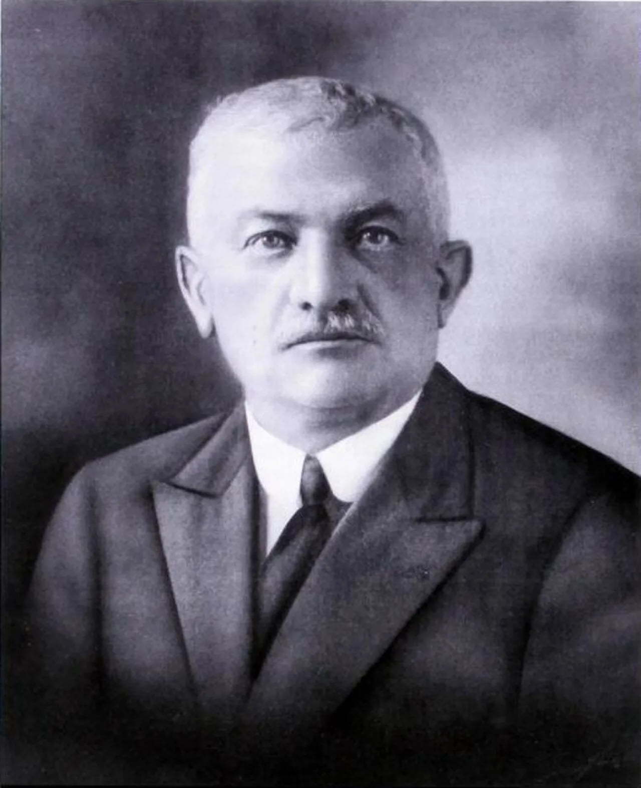 Portrait of Giovanni Buscaglione (1874–1941) – memorial page