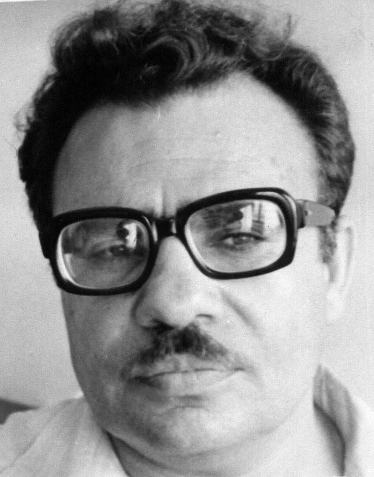 Portrait of Haviv Shimoni (1933–1994) – memorial page