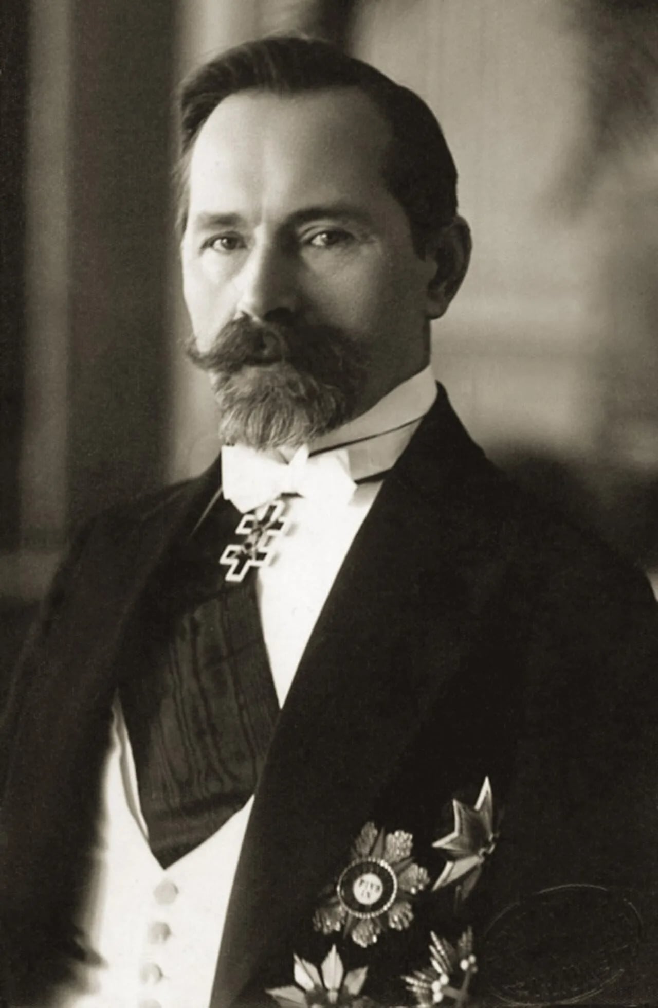 Portrait of Antanas Smetona (1874–1944) – memorial page