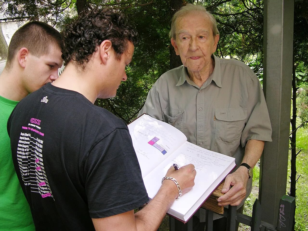 Portrait of Mieczysław Jędruszczak (1921–2016) – memorial page
