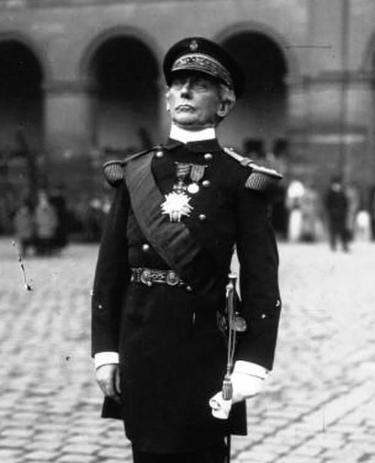 Portrait of Émile Paul Amable Guépratte (1856–1939) – memorial page