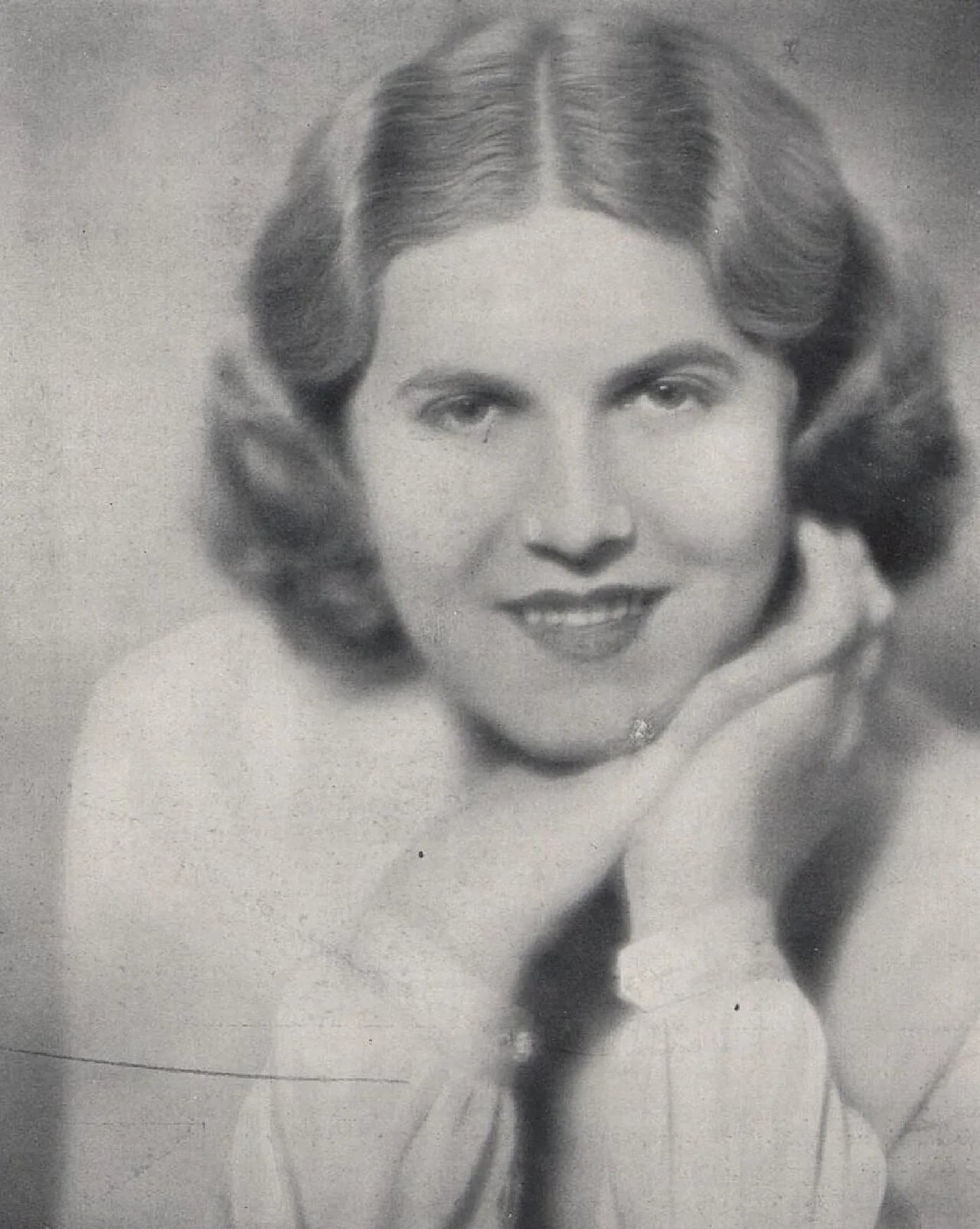 Porträt von Nina Bártů (1904–1992) – Gedenkseite