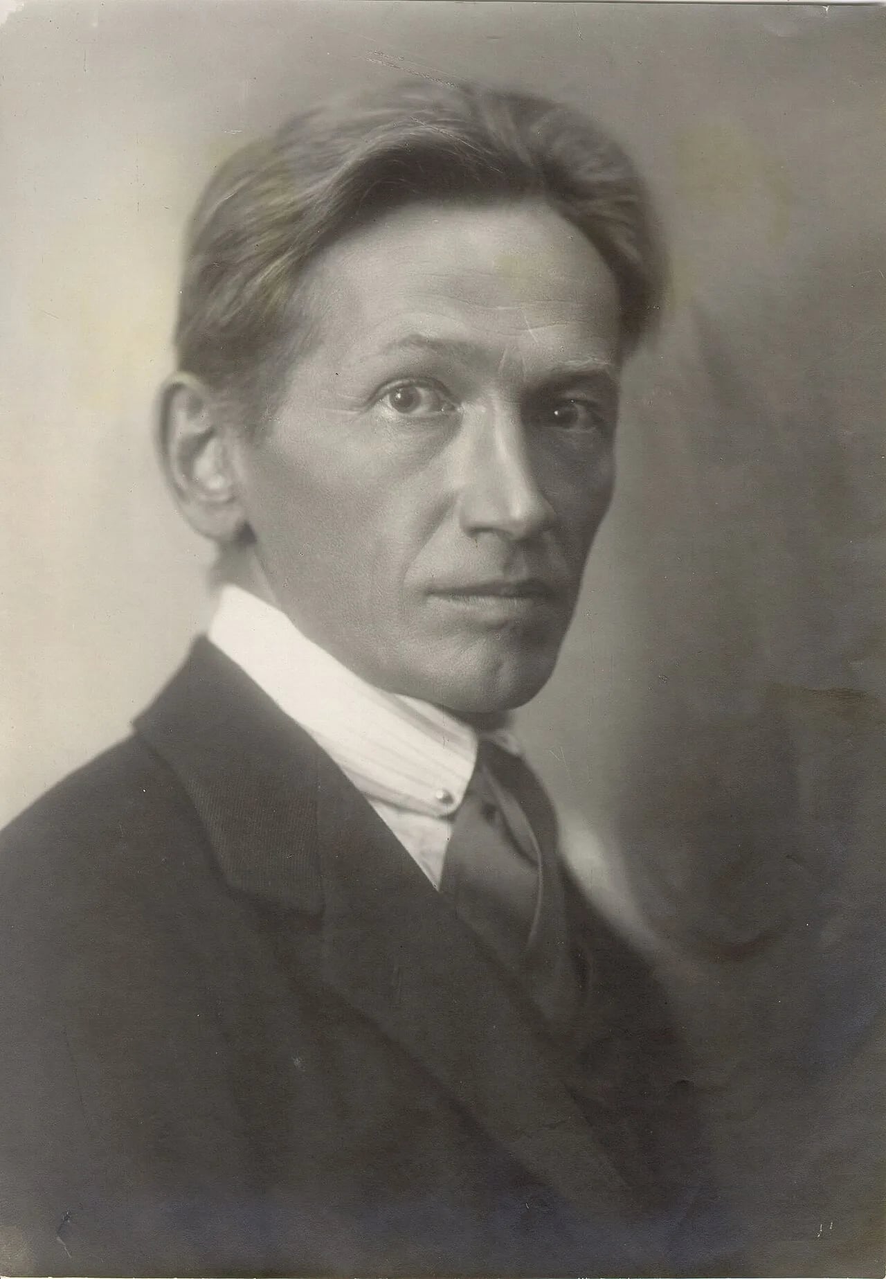 Portrait of Oton Župančič (1878–1949) – memorial page
