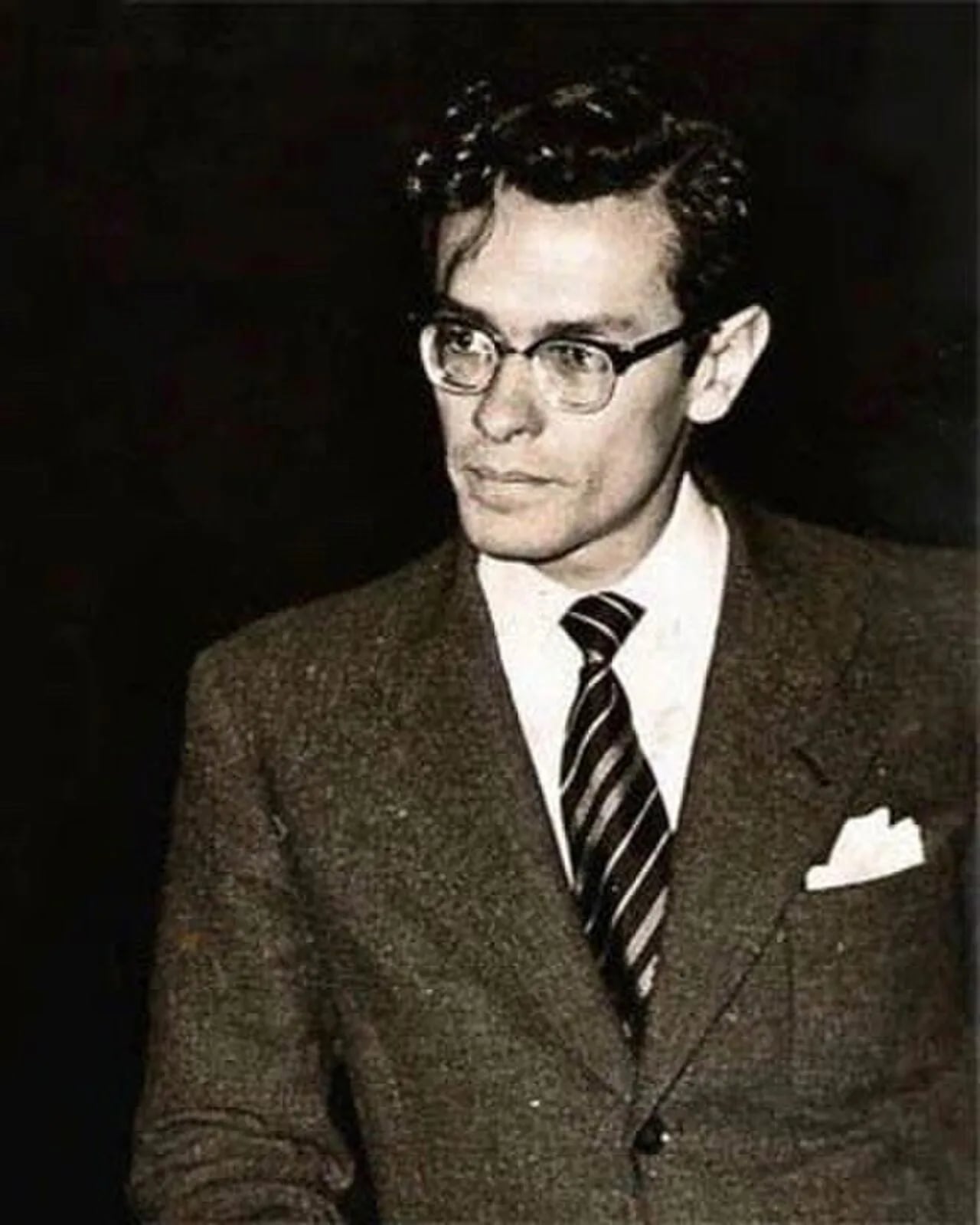 Portrait of Abelardo Oquendo (1930–2018) – memorial page
