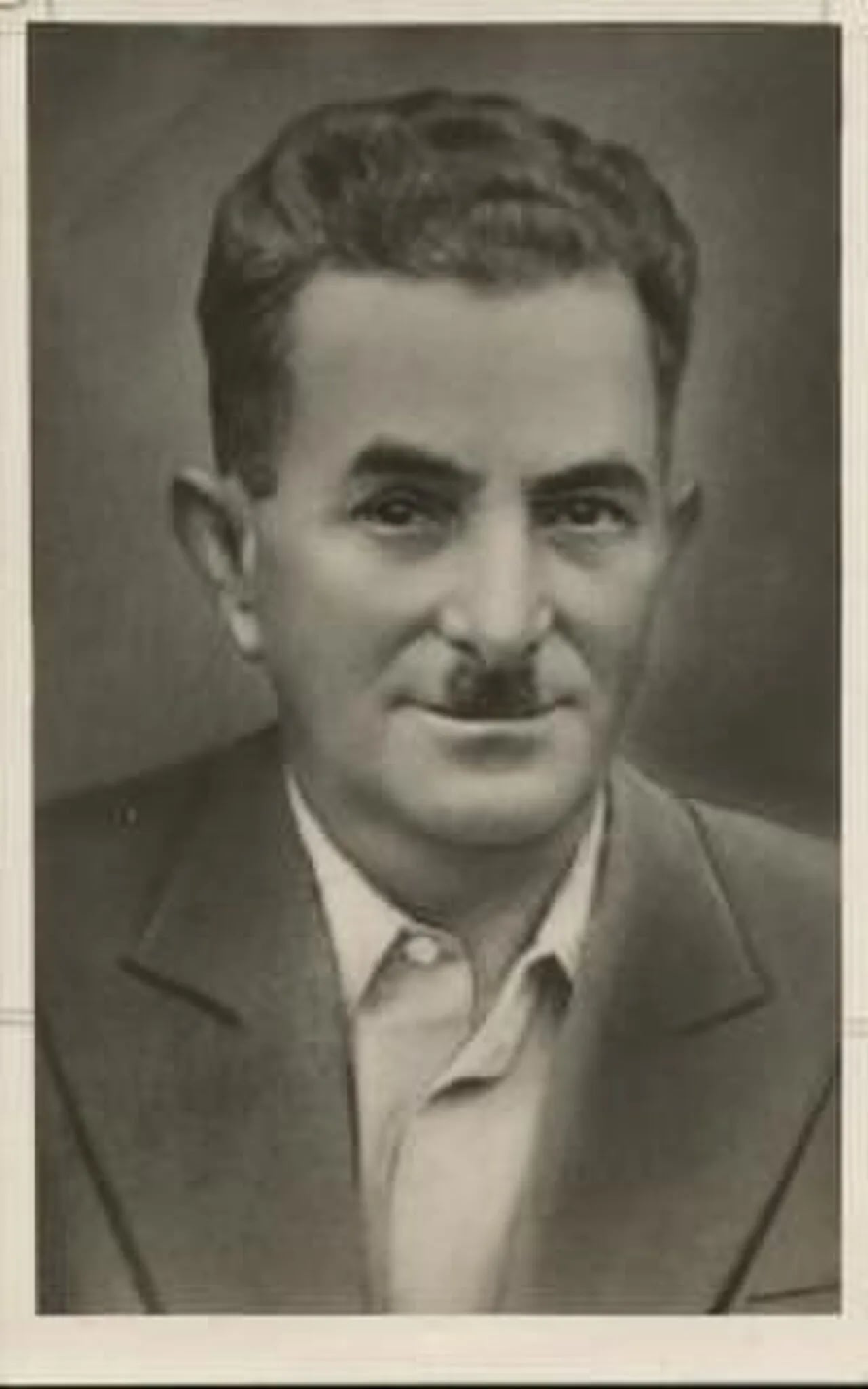Portrait of Menashe Bronstein (1889–1939) – memorial page