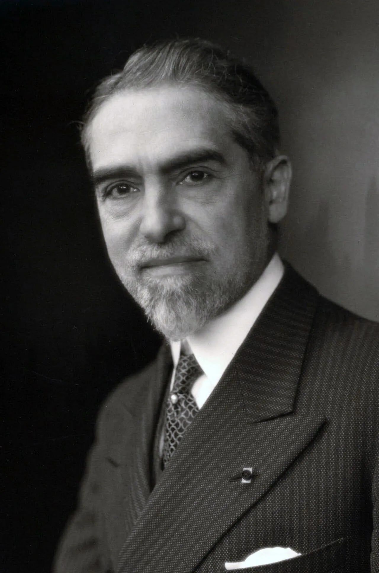 Portrait of Félix Legueu (1863–1939) – memorial page