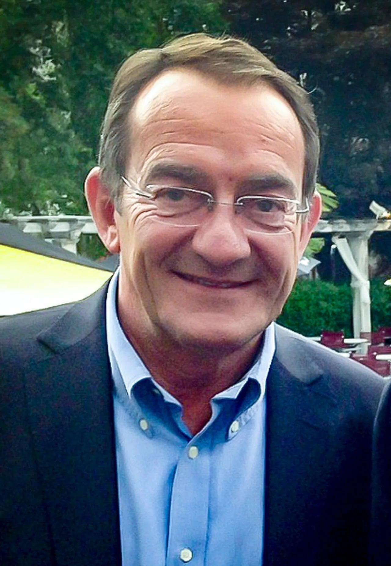 Porträt von Jean-Pierre Pernaut (1950–2022) – Gedenkseite
