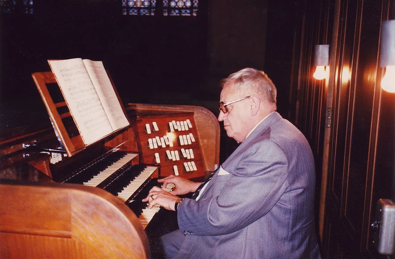 Portrait of Jean Bonfils (1921–2007) – memorial page