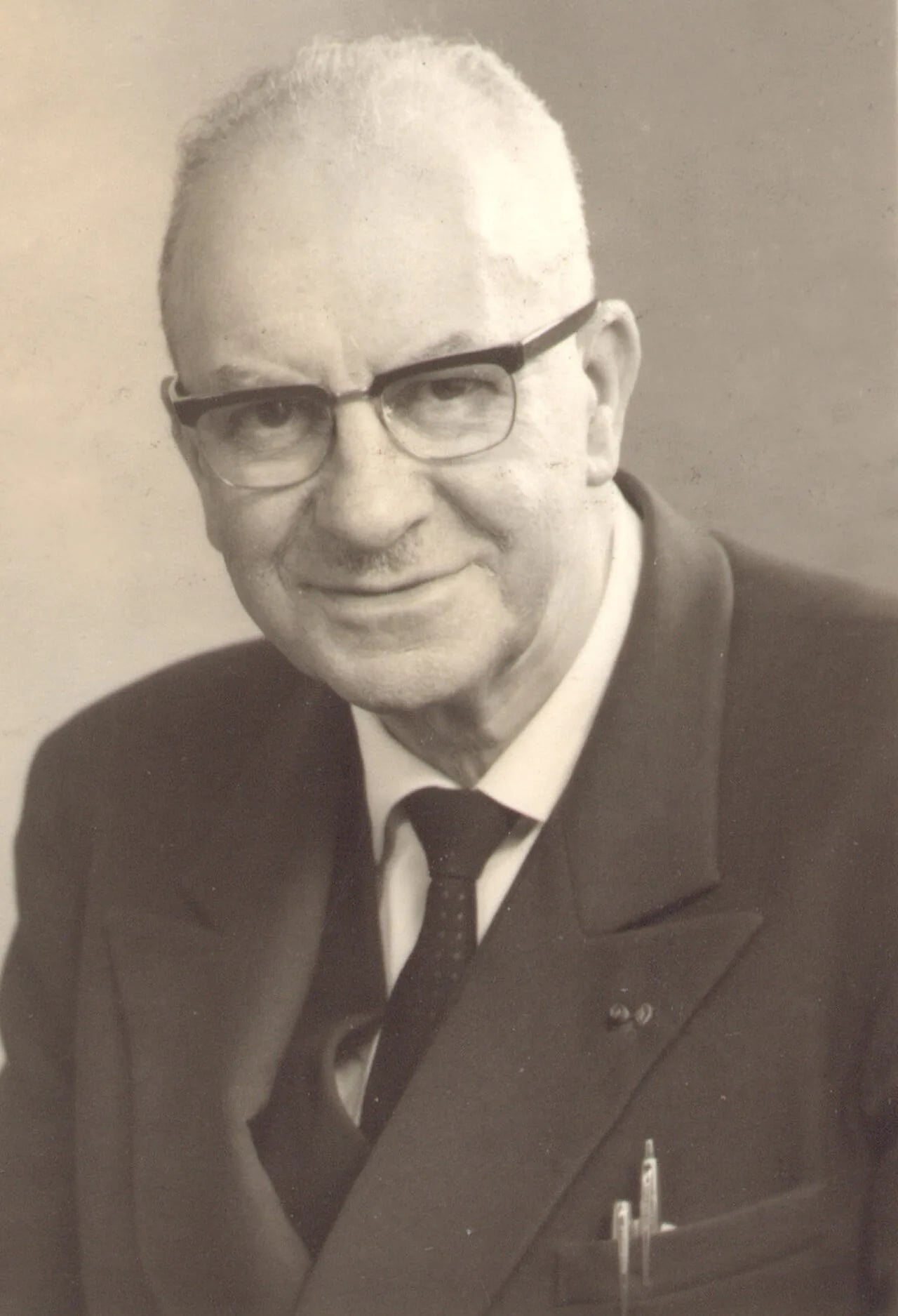Porträt von Jean Veillet (1901–1985) – Gedenkseite