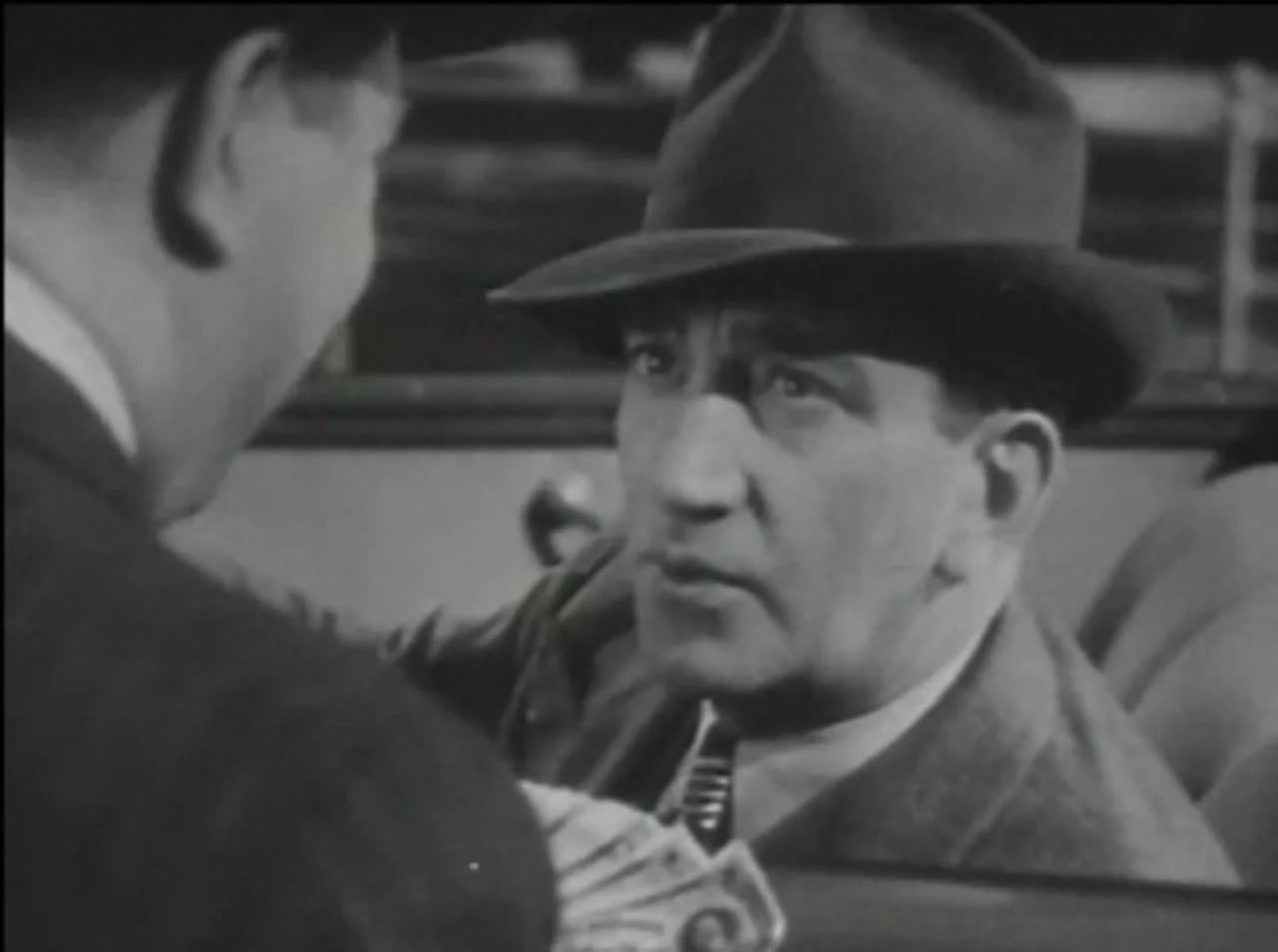 Portrait of John Litel (1892–1972) – memorial page