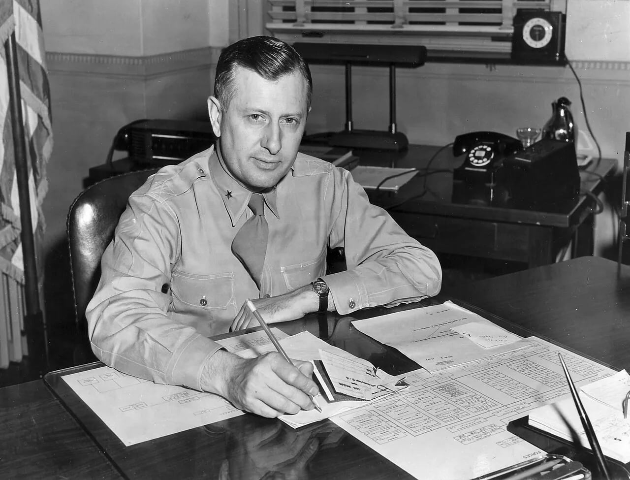 Portrait of William H. Tunner (1906–1983) – memorial page
