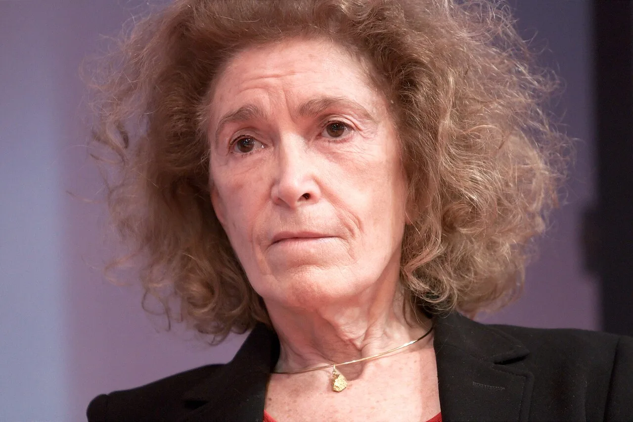 Porträt von Mireille Delmas-Marty (1941–2022) – Gedenkseite