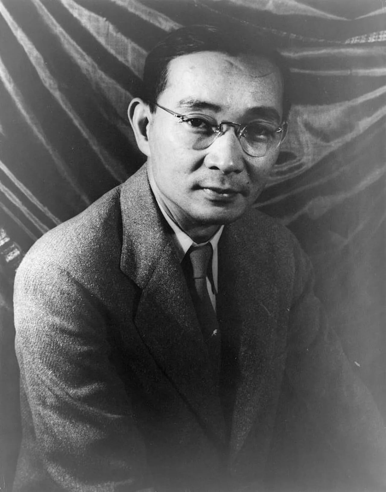Porträt von Lin Yutang (1895–1976) – Gedenkseite
